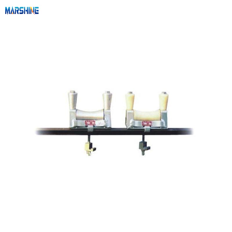 Blocco di stringa conduttore Tri-Rollers montato su CrossArm